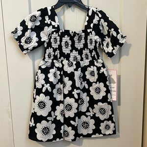 NWT Black & White Flower Print Smocked Dress